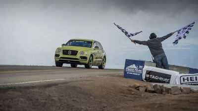 Bentley Bentayga участвует в всемирно известном восхождении на холм Pikes Peak International Bentley Bentayga участвует в всемирно известном восхождении на холм Pikes Peak International