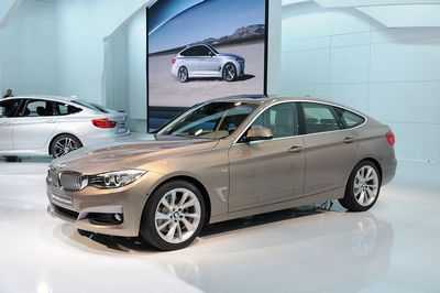 Новый BMW 320i Gran Turismo M Sport теперь доступен в Сингапуре