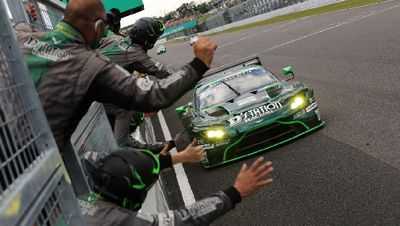 Aston Martin Racing побеждает в Японии